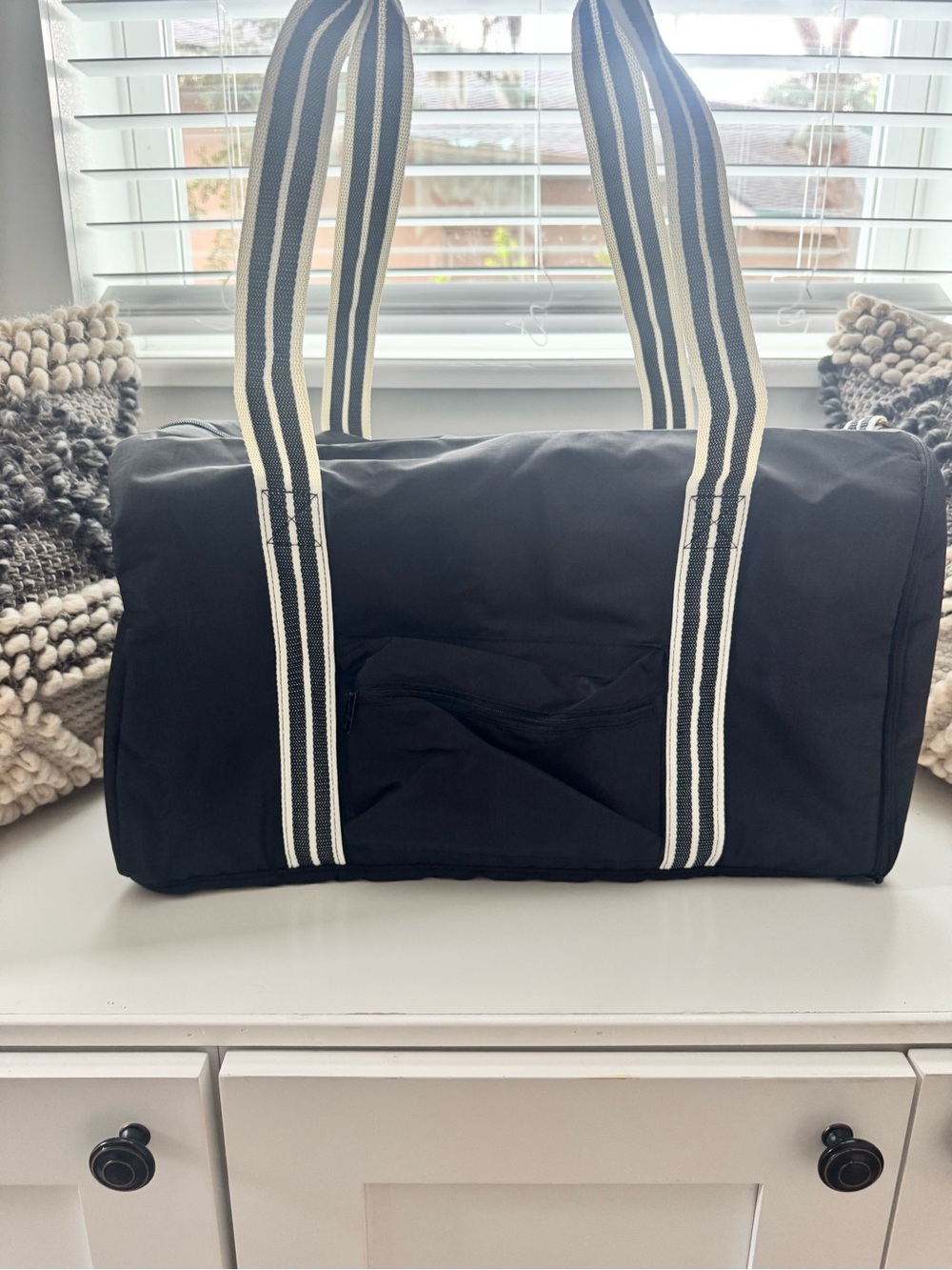 Thirty-One Weekender Duffel Bag in black with Striped Carry Straps